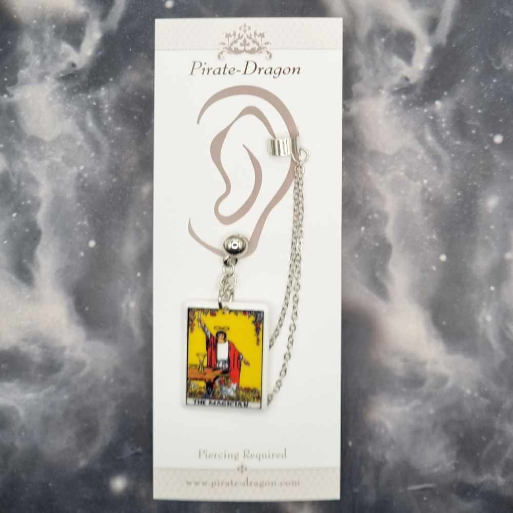 THE MAGICIAN Tarot Card with Silver Chains Pierced Earcuff (EC99211)