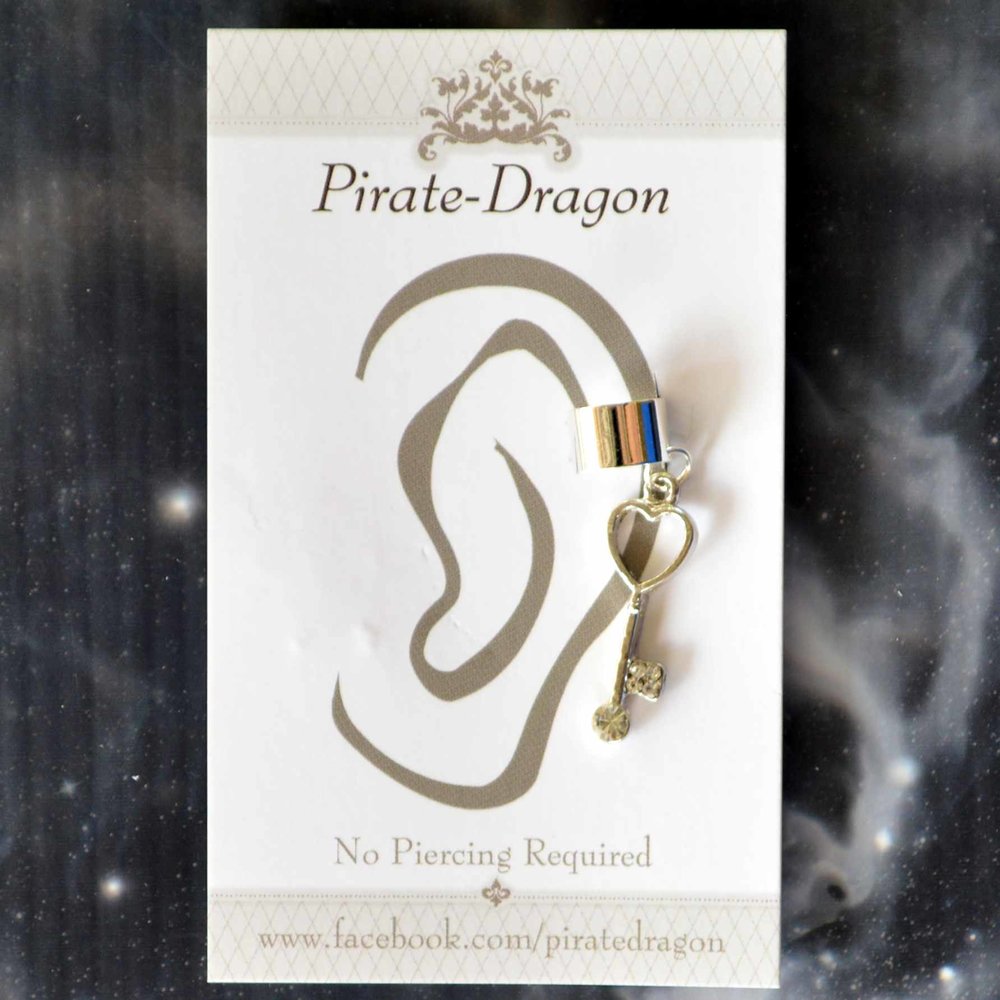 Silver Key Non-Pierced Ear Cuff (EC9161)