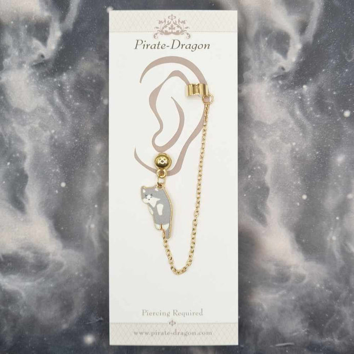 Grey Cat with Gold Chain Pierced Earcuff (EC99100)