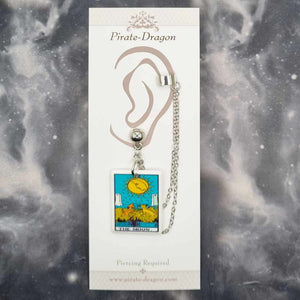THE MOON Tarot Card with Silver Chains Pierced Earcuff (EC99206)